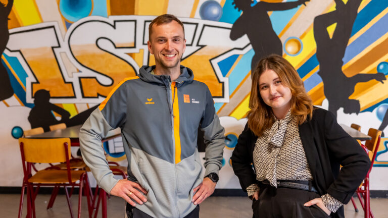 Van Oekraïne naar het Nederlandse klaslokaal. Het verhaal van Stanislav & Viktoriia